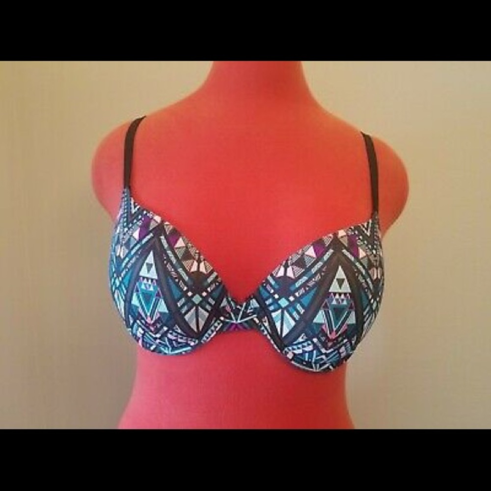 VS PINK Wear Everywhere push-up Bra